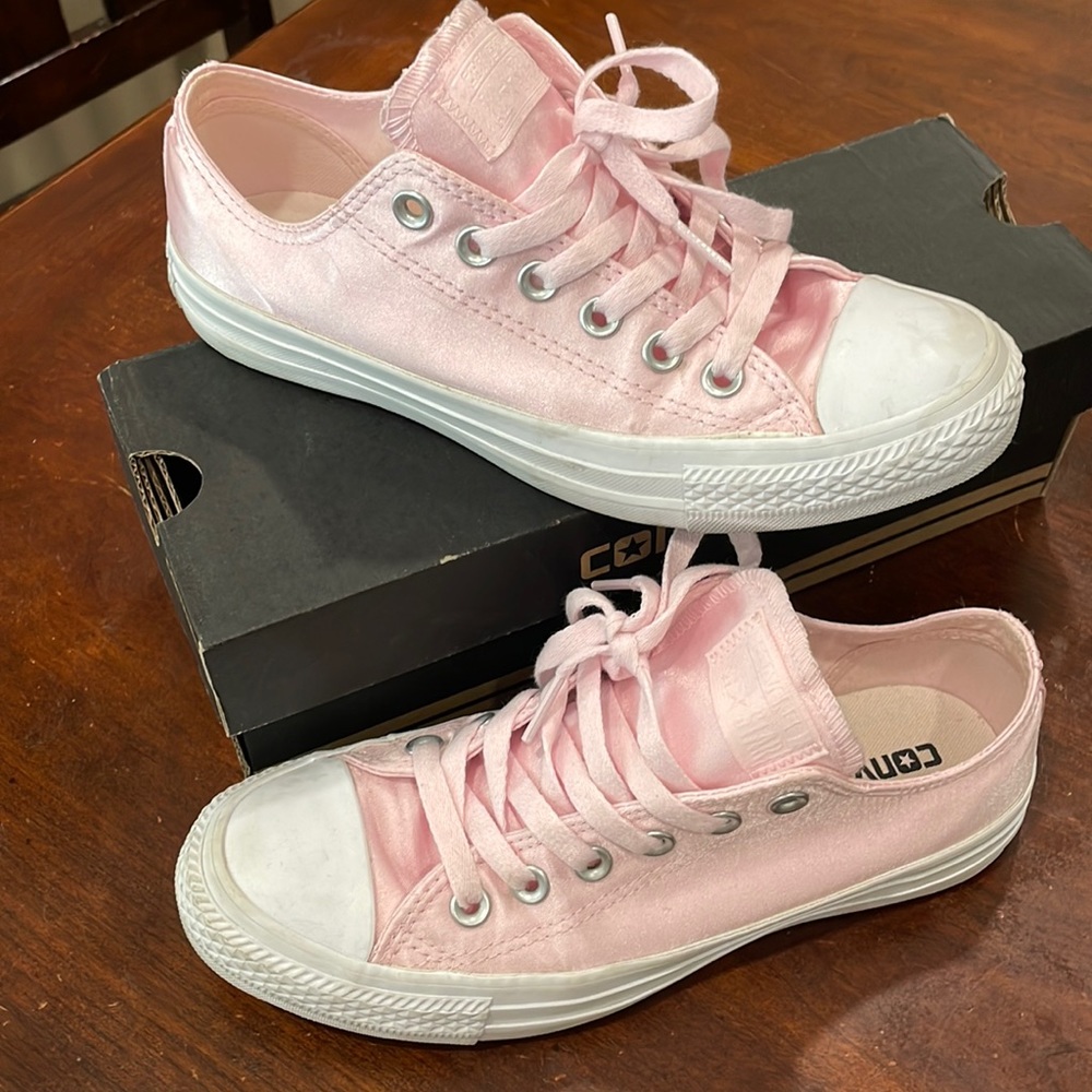 Light Pink Converse